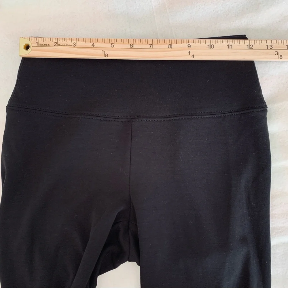 White House Black Market Pants Women's WKND Relaxed Knit Legging‎ Black Size 4